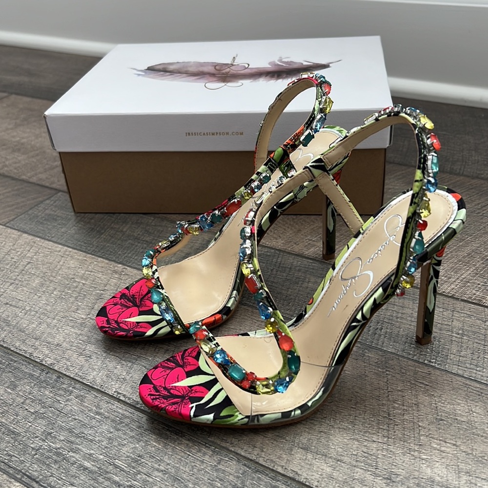 Jessica Simpson- Tropical Sandal Tropical Jungle Jaycin.